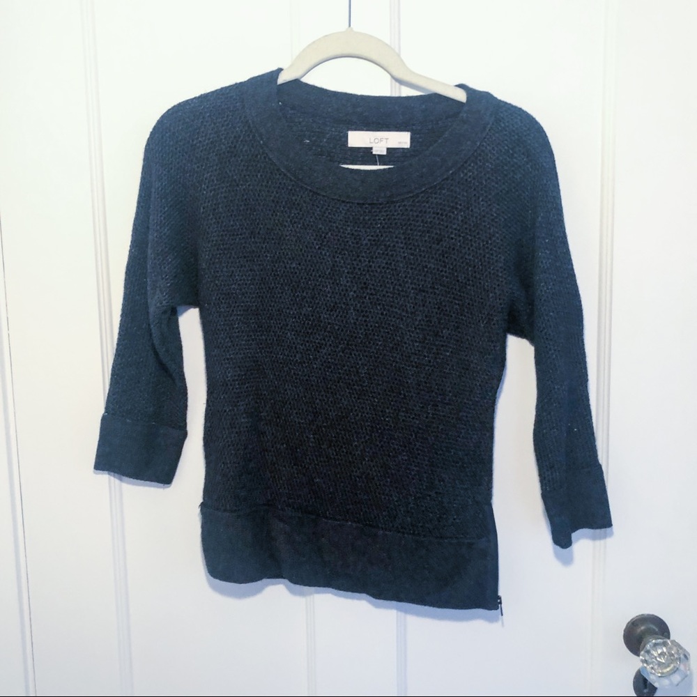 NWT LOFT Gray Scoop Neck Sweater Size XSP